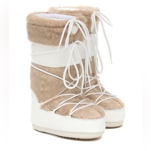 Faux fur moon boots